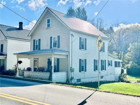 146 Main St, Plumville, PA 16246