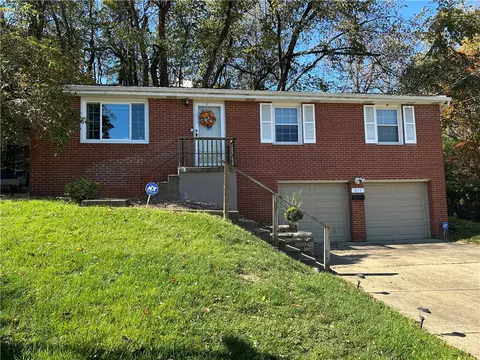 611 National Dr, Pittsburgh, PA 15235
