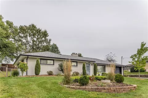 Exterior - 106 Long Dr, Irwin, PA 15642 photo 9 of 9