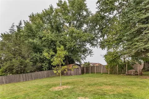 Exterior - 106 Long Dr, Irwin, PA 15642 photo 4 of 9