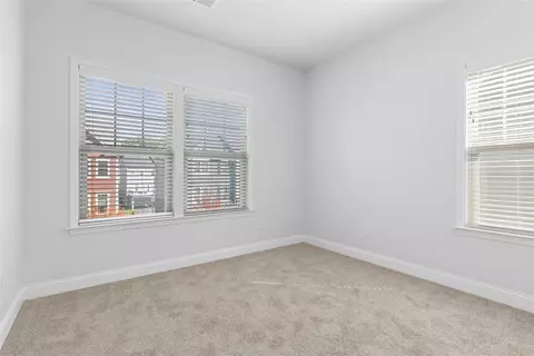 Bedroom - 514 Tuscarora Rd, Mars, PA 16046 photo 6 of 8