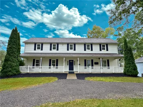 629 Euclid Ave, Grove City, PA 16127