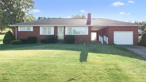 3 Mary Dr, Herminie, PA 15637