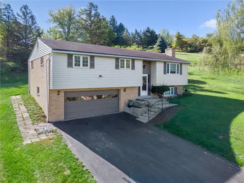 45 Milbeck Dr, Washington, PA 15301