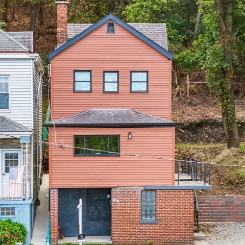 3334 Ajax St, Pittsburgh, PA 15213