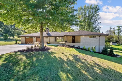 113 Valley View Dr, Venetia, PA 15367