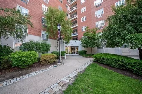 4625 Fifth #710, Pittsburgh, PA 15213