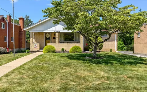 602 Tartan Dr, Monroeville, PA 15146