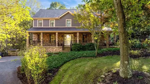 129 Elgin Ln, Evans City, PA 16033