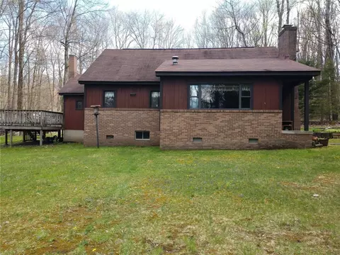 107 Laurel Ln, Champion, PA 15622