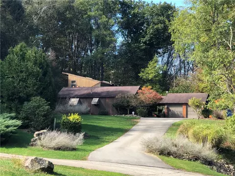 615 Old Rt 51 Rd, Waltersburg, PA 15488