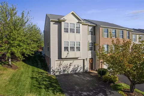 147 Kensington Dr, Pittsburgh, PA 15237