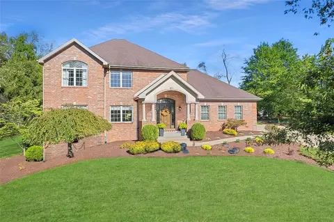 130 Hardwood Dr, Venetia, PA 15367
