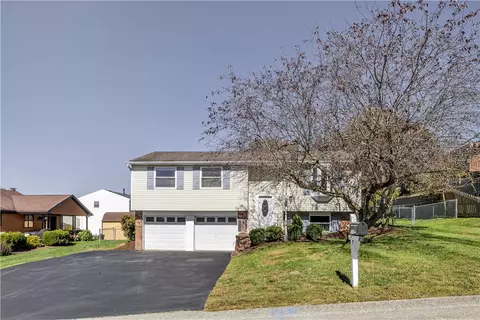 305 Hopi Dr, Greensburg, PA 15601