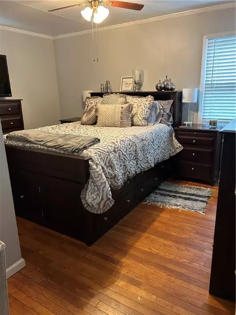 Bedroom - 10748 Crestview, Irwin, PA 15642 photo 2 of 6