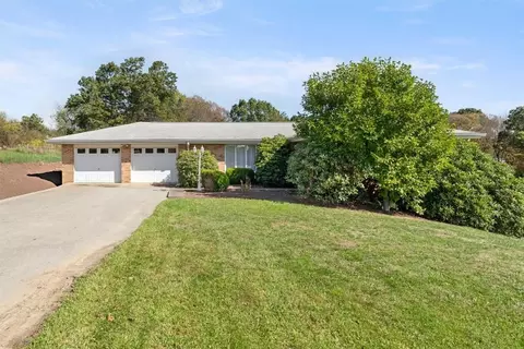 1193 State Route 18, Aliquippa, PA 15001