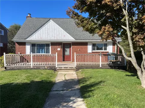 515 Crescent Boulevard Ext, Crescent, PA 15046