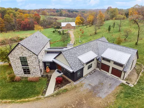 174 Barberry Rd, Sewickley, PA 15143