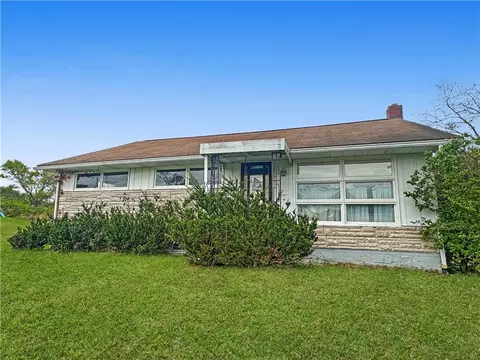 346 N Eighty Eight Rd, Carmichaels, PA 15320