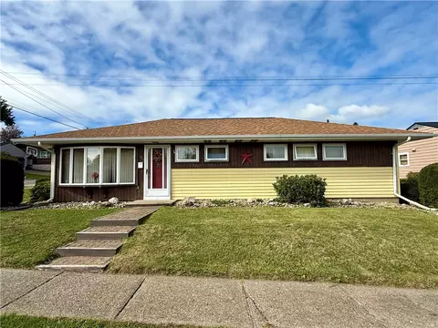 1224 Montpelier St, Aliquippa, PA 15001