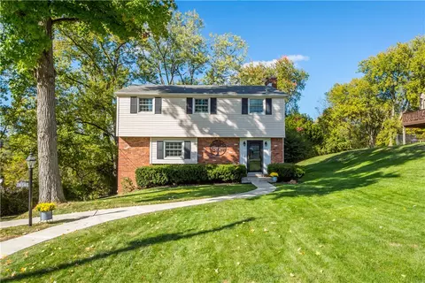 654 Aljo Dr, Pittsburgh, PA 15241