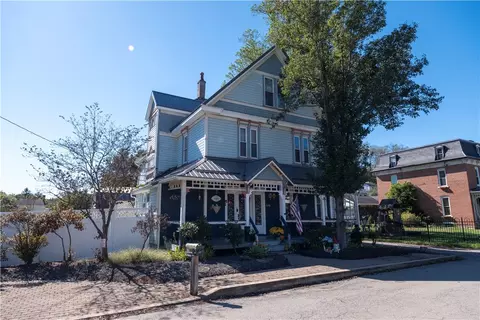 208 Allison St, West Newton, PA 15089