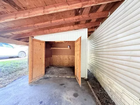 201 Willie Ln, Export, PA 15632 photo 26