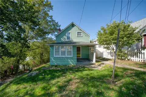 505 Locust St, Leechburg, PA 15656