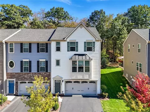 141 Arbor Trail Dr, Mckees Rocks, PA 15136