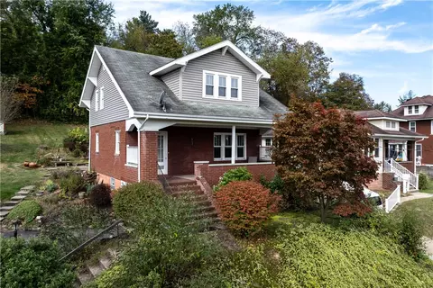 512 Regent St, Houston, PA 15342