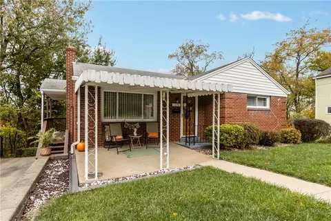 1254 Queensbury St, Pittsburgh, PA 15205