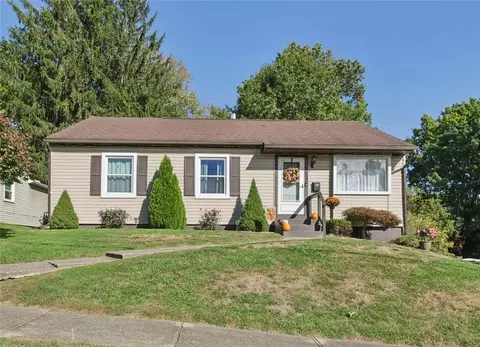 603 Edgewood Ave, New Castle, PA 16105