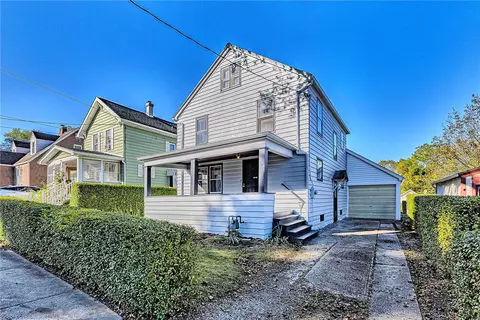 654 S 5th St, Indiana, PA 15701