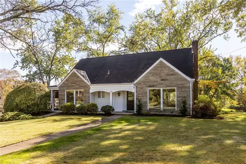 1918 Concord Dr, Allison Park, PA 15101