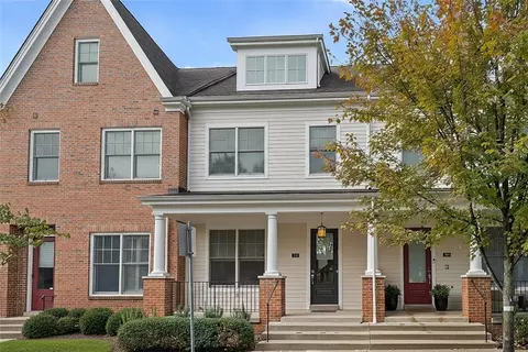 211 Mclean Pl, Pittsburgh, PA 15217
