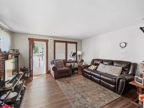 Living - 1108 Walnut St, Monaca, PA 15061 photo 1 of 4