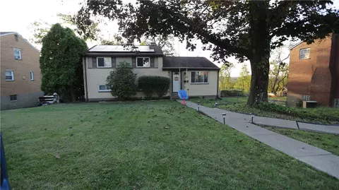 142 Xavier Dr, Verona, PA 15147