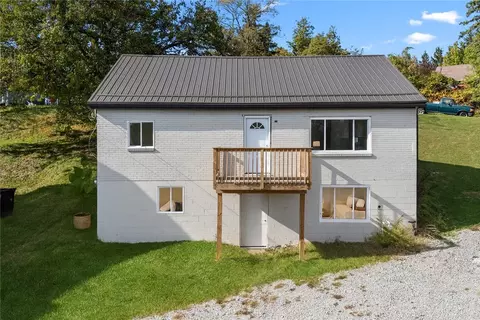 1460 Guffey, Irwin, PA 15642