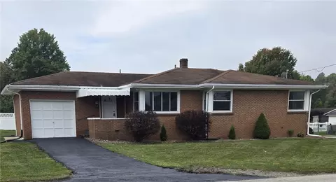 810 Fayette Ave, Belle Vernon, PA 15012