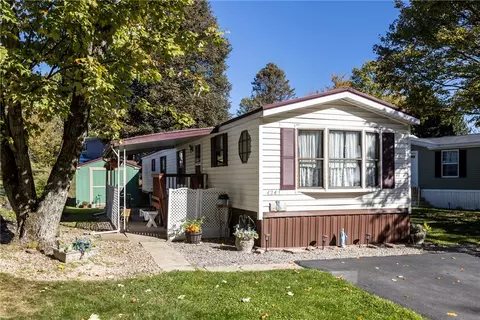 424 Perry Cir, Cranberry Township, PA 16066