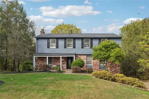 381 Lorlita Ln, Pittsburgh, PA 15241