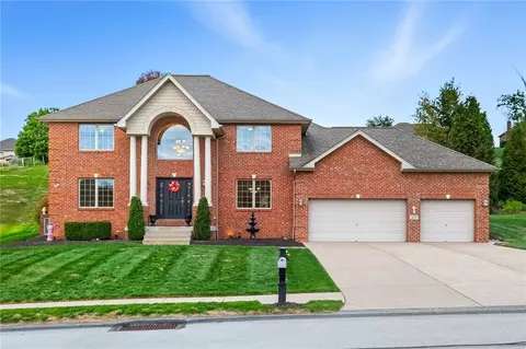 9079 Abbey Ln, Irwin, PA 15642