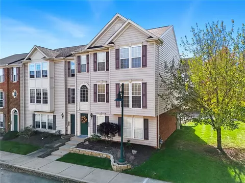 608 Garden Way, Wexford, PA 15090
