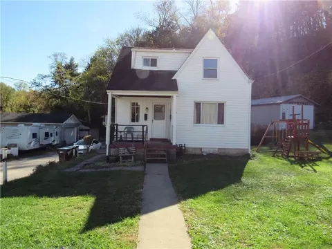 100 Curtis St, Tarentum, PA 15084