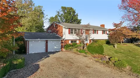 408 Pittsburgh St, New Derry, PA 15671