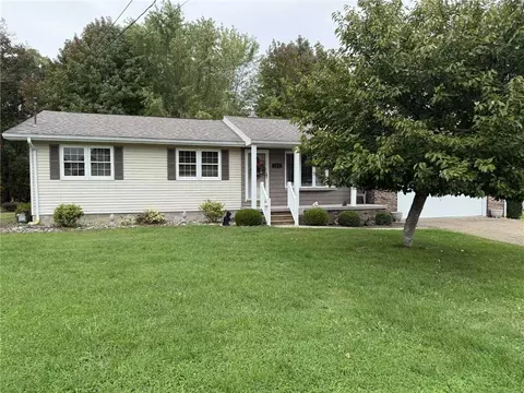 204 Center St, Masontown, PA 15461