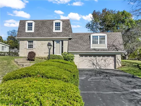 133 Tory Rd, Coraopolis, PA 15108