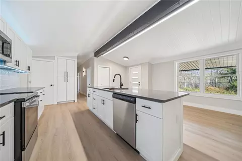 Kitchen - 185 Kistler Dr, Export, PA 15632 photo 3 of 3