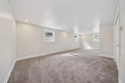 Living - 185 Kistler Dr, Export, PA 15632 photo 6 of 6
