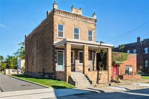 121 Shetland St, Pittsburgh, PA 15206